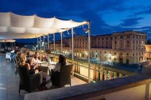 Top Of The Carlton Sky Lounge And Restaurant