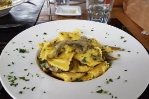 Apricus Osteria & Bar